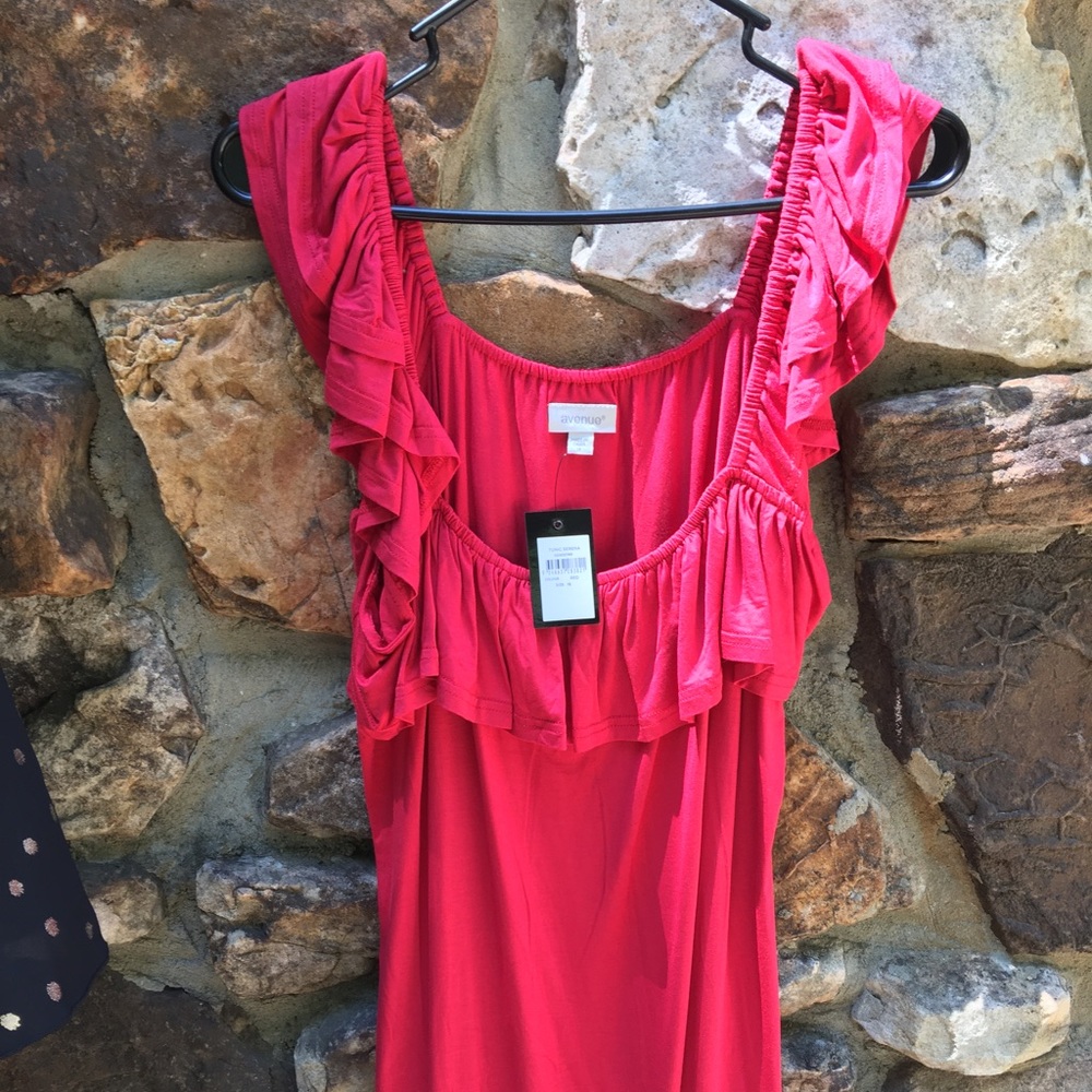 Avenue ruffled red tunic size18 NWT